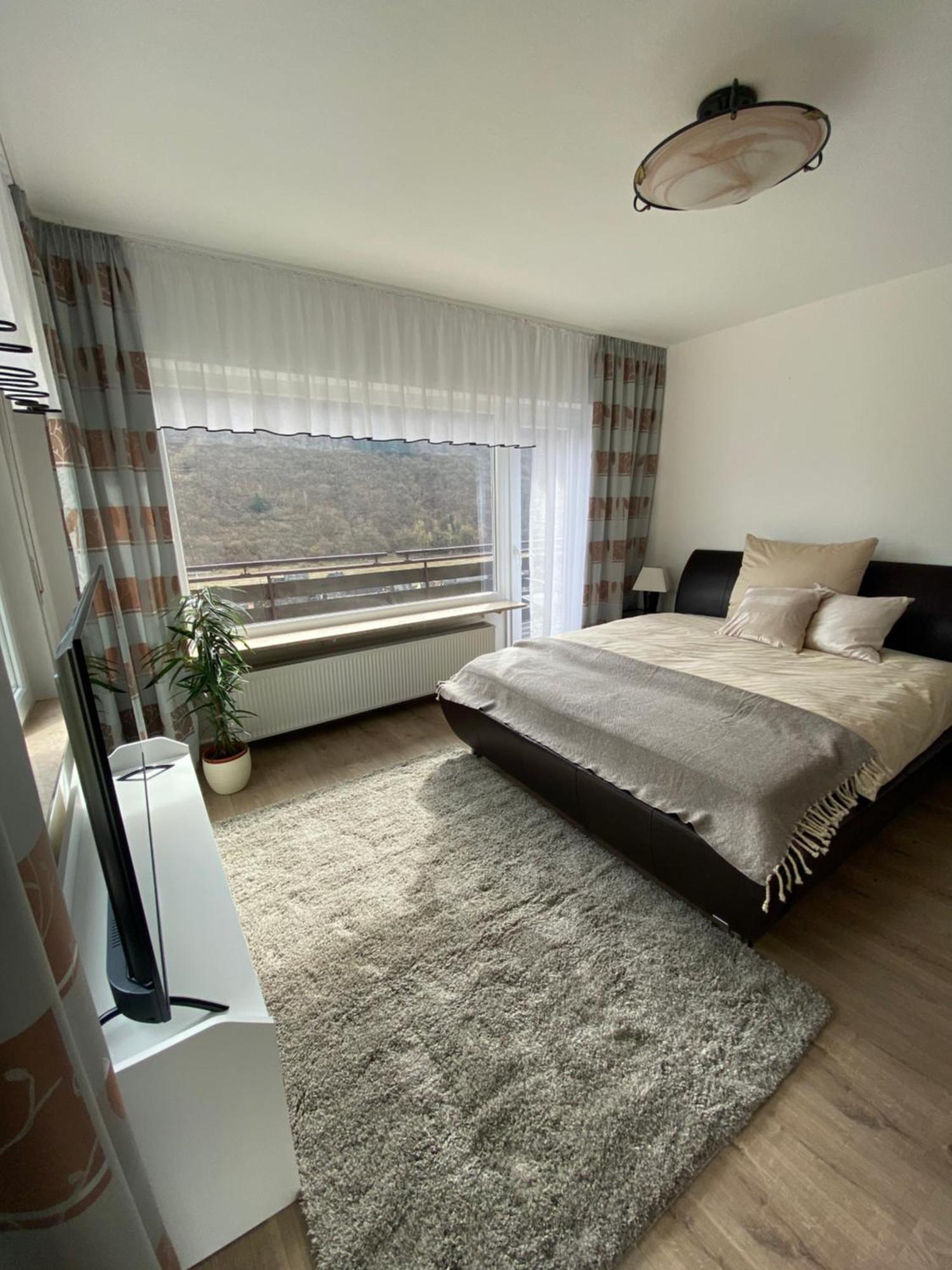 Apartment Mit Moselblick Klotten